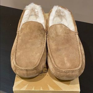 Men’s ugg slippers